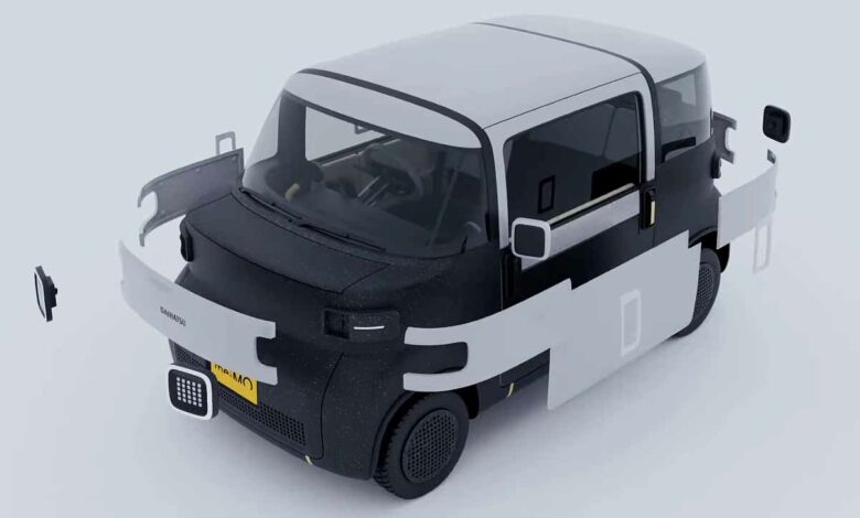 La voiture électrique peut être personnalisé à l'aide d'une variété de pièces imprimées en 3D pour lui donner un aspect unique.