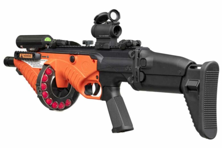 Le FN Smart ProtectoR ® -303T conserve ces capacités avec une fonction de sécurité supplémentaire importante pour éviter les tirs à la tête.