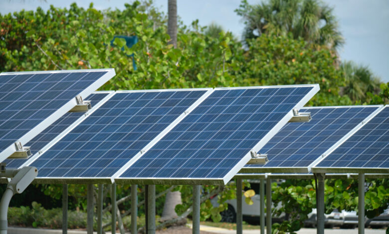 Les panneaux solaires perdent de leur efficacité lorsque la chaleur est trop élevée.