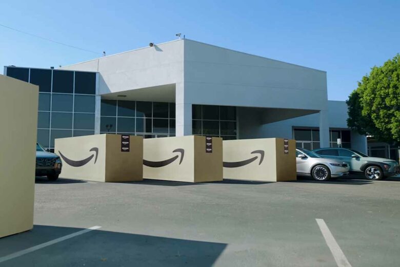 Amazon et Hyundai dévoilent un partenariat pour la vente de véhicules sur Amazon.com en 2024.