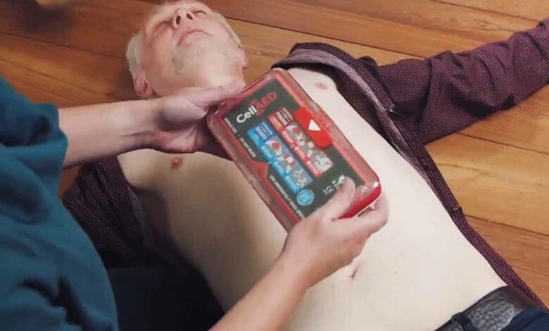 Le défibrillateur CellAED est un produit clé en main conçu pour fonctionner sans avoir à se préoccuper du remplacement de pièces telles que la batterie ou les coussins de gel.