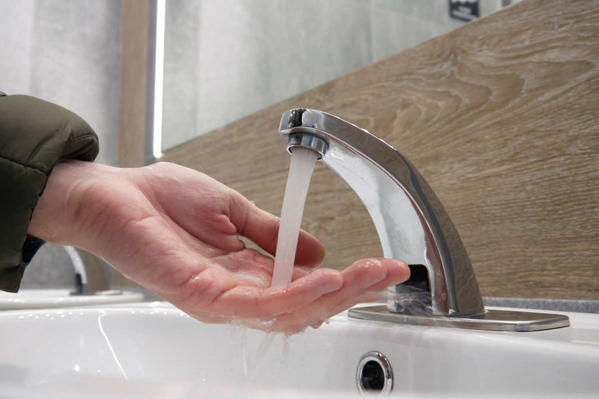 Comment purifier l'eau du robinet de manière simple, écologique et  économique - NeozOne