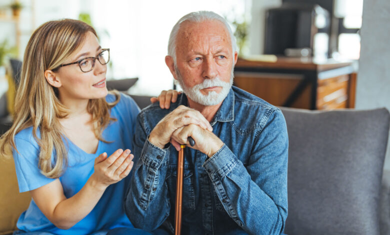 La maladie de Parkinson affecte environ 272 500 personnes en France.