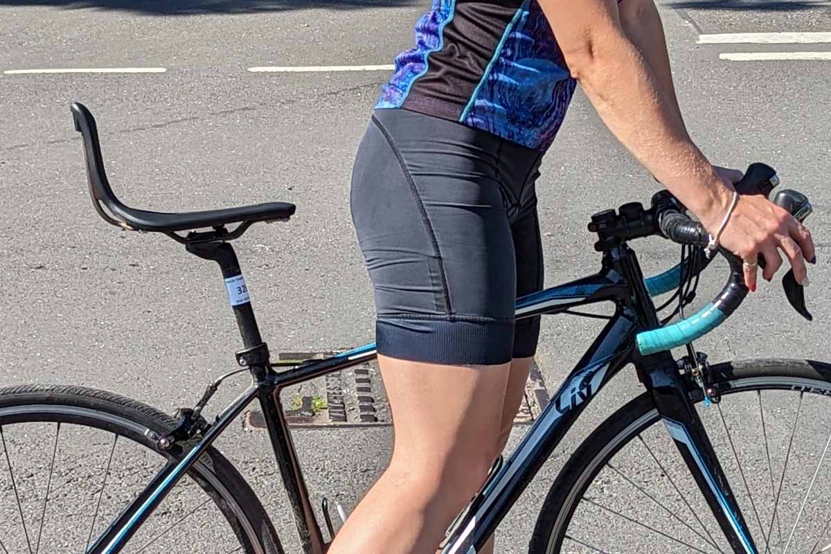 Une nouvelle selle de vélo qui procure un soutien naturel pour le bas du dos.