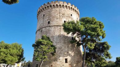 La Tour blanche est un monument de Thessalonique, située sur le front de mer et transformée en musée.