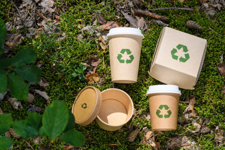 Selon l'Anses, les embalages biodégradables ne doivent pas aller au compostage des particuliers.