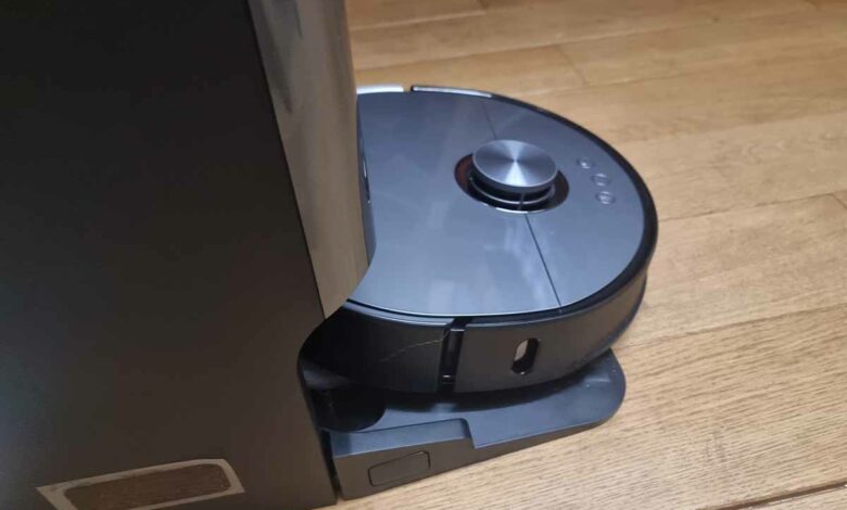 Ultenic MC1 Robot Aspirateur Laveur avec Station, Vidage/Lavage/Séchage/Nettoyage Automatique