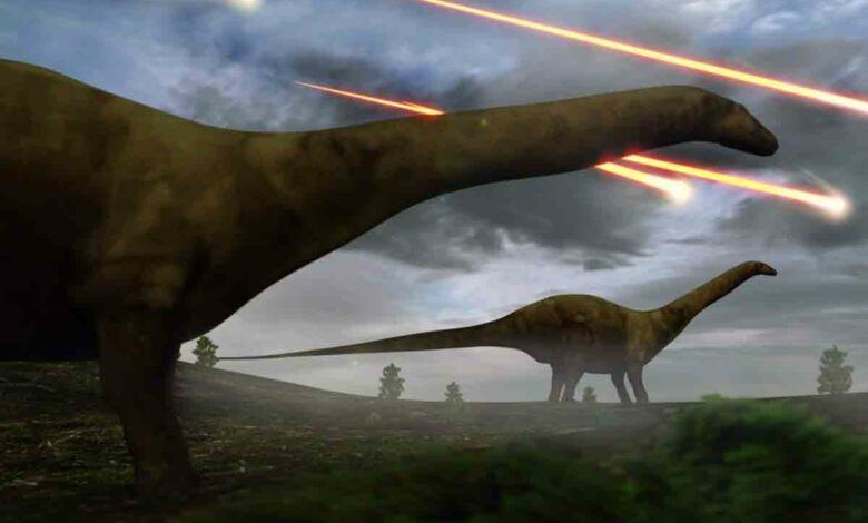 Un astéroïde ne serait peut-être pas l'unique cause de l'extinction des dinosaures.