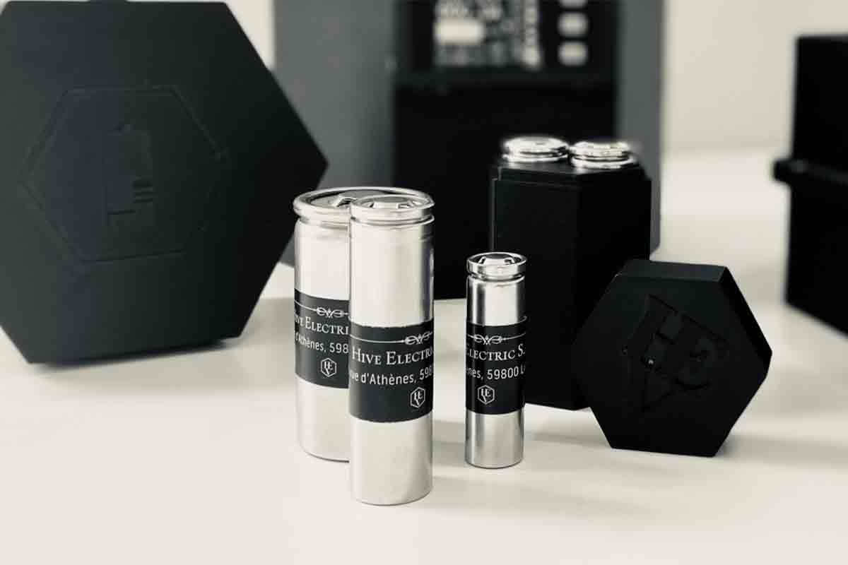 La start-up Hive Electric développe des batteries metal-ion à base de graphène et d'aluminium.