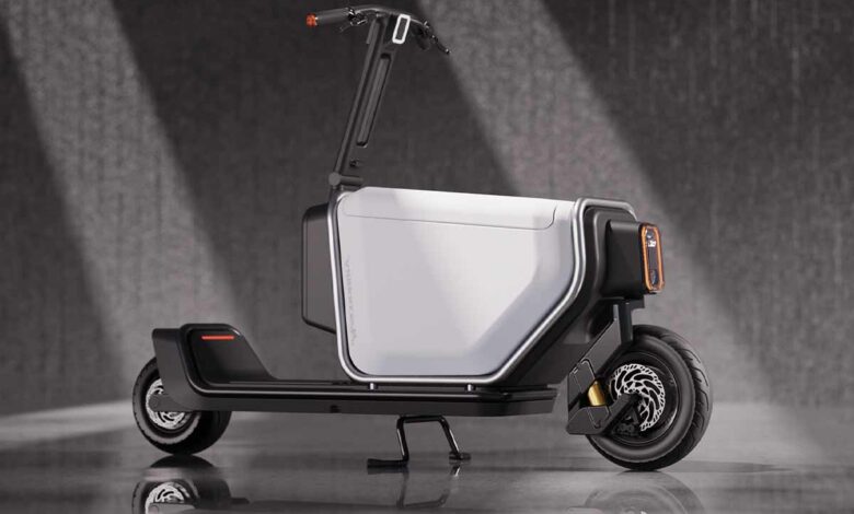 La trottinette est actuellement à l'état de prototype et est développée par la start-up Scootility basée à Vancouver.