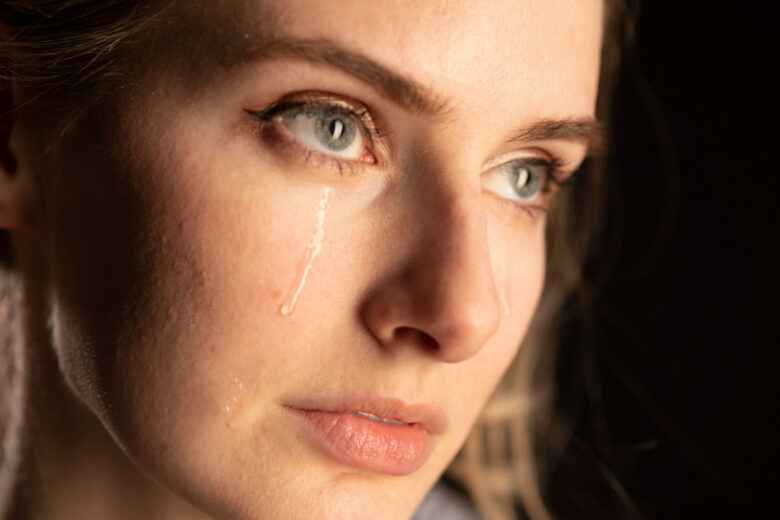 Les larmes des femmes baisseraient l'agressivité des hommes.