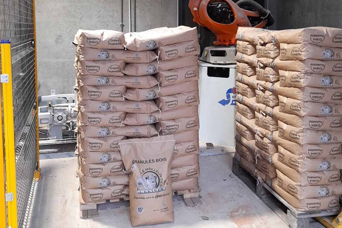 Palette de 65 sacs de 15 kg de granulés départ cublize : 370 € TTC soit 5.69 €