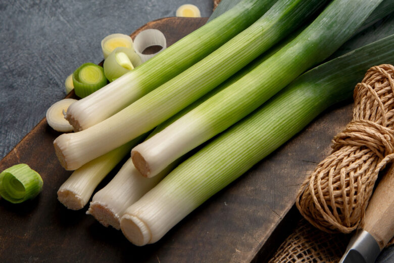 De beaux poireaux pour une tarte, une salade ou une soupe.