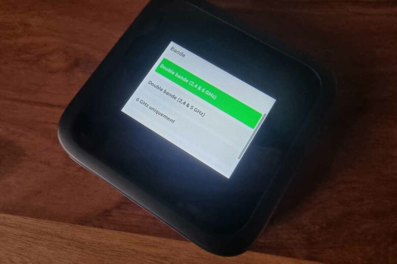 Le routeur est capable de produire un réseau WIFI sur plusieurs bandes.