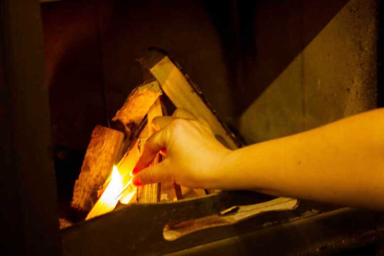 Il existe différentes méthodes pour allumer son feu facilement.