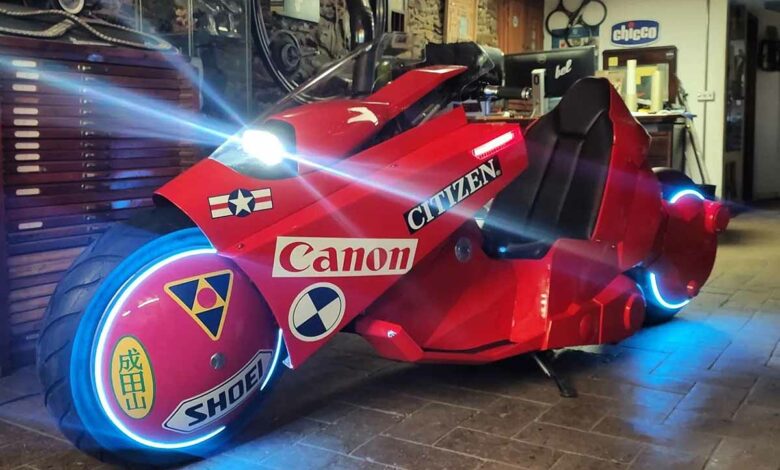 La moto d'Akira en version électrique de Bel & Bel.
