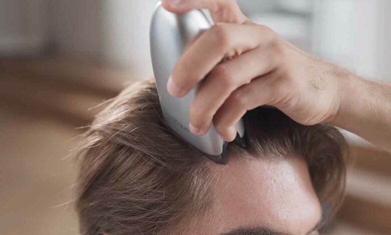 Le dispositif Rootique est utile pour appliquer vos traitements capillaires ou vos soins quotidiens.