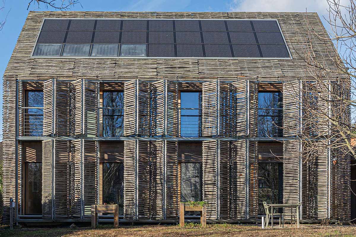 Cette maison d'architecte passive de 160 m² est en vente.