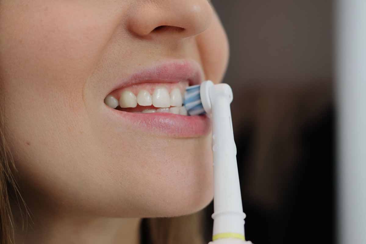 L'hygiène bucco-dentaire passe par un brossage de dents régulier.