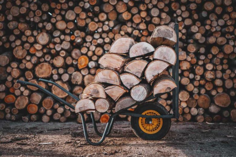 Le poids de votre bois varie en fonction de son taux d'humidité et de la variété de l'essence.