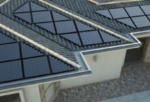 Les panneaux de toit triangulaires permettent de maximiser la surface de production d'énergie.