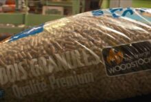 Les pellets Woodstock en sac de 10 kg sont en promotion chez Bricomarché.