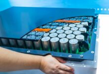 Des chercheurs auraient mis au point un electrolyte ininflammable pour les nouvelles générations de batteries.