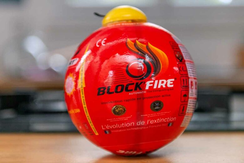 Block'Fire est un extincteur nouvelle génération très simple d'utilisation qui vient d'être élu produit de l'année.