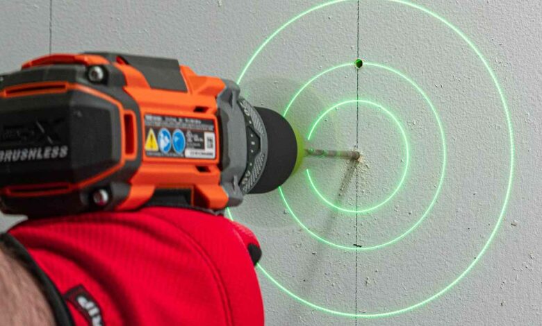 Un accessoire pour s'assurer que l'on perce droit, le BullseyeBore Core.