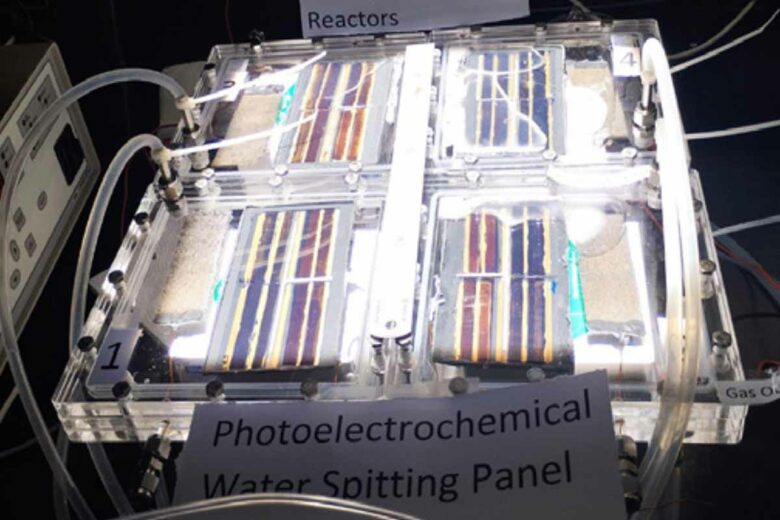 Des essais de production d'hydrogène en laboratoire sur les cellules solaires.