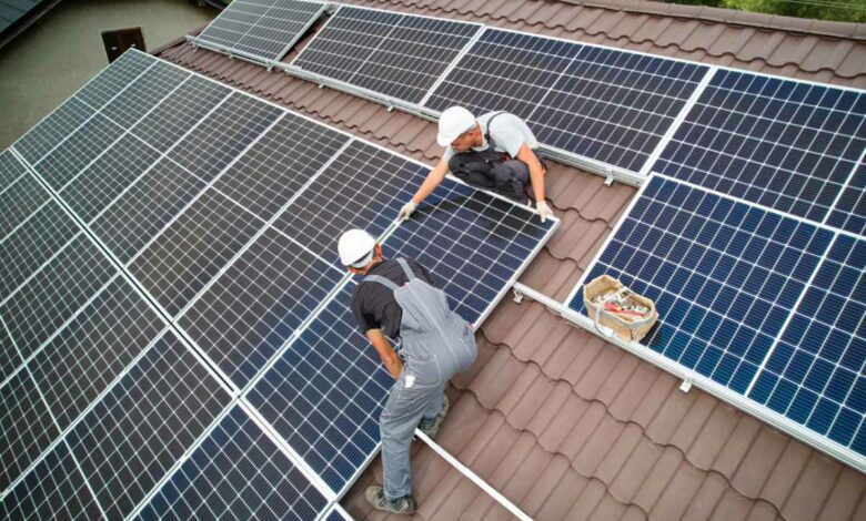 Méfiez vous des offres qui proposent des installations solaires 100 % gratuites, ce sont des arnaques.