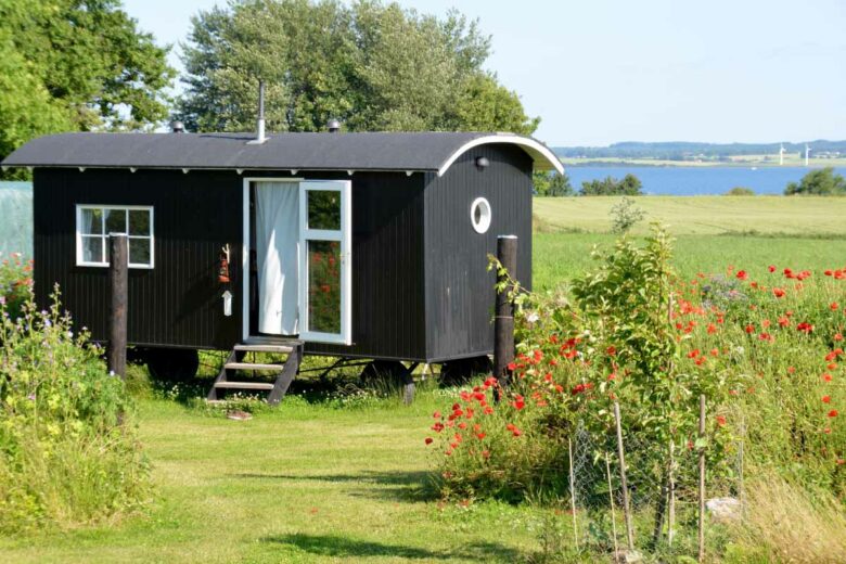 Une jolie roulotte servant d'habitation.