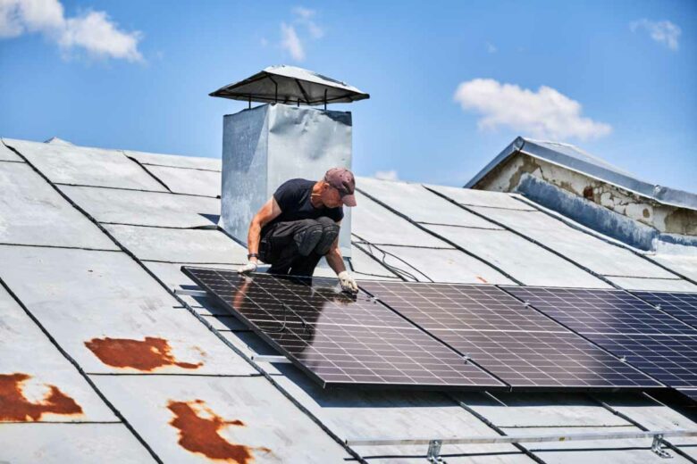 L'installation de panneaux solaires sur votre toit limite les risques de vols.