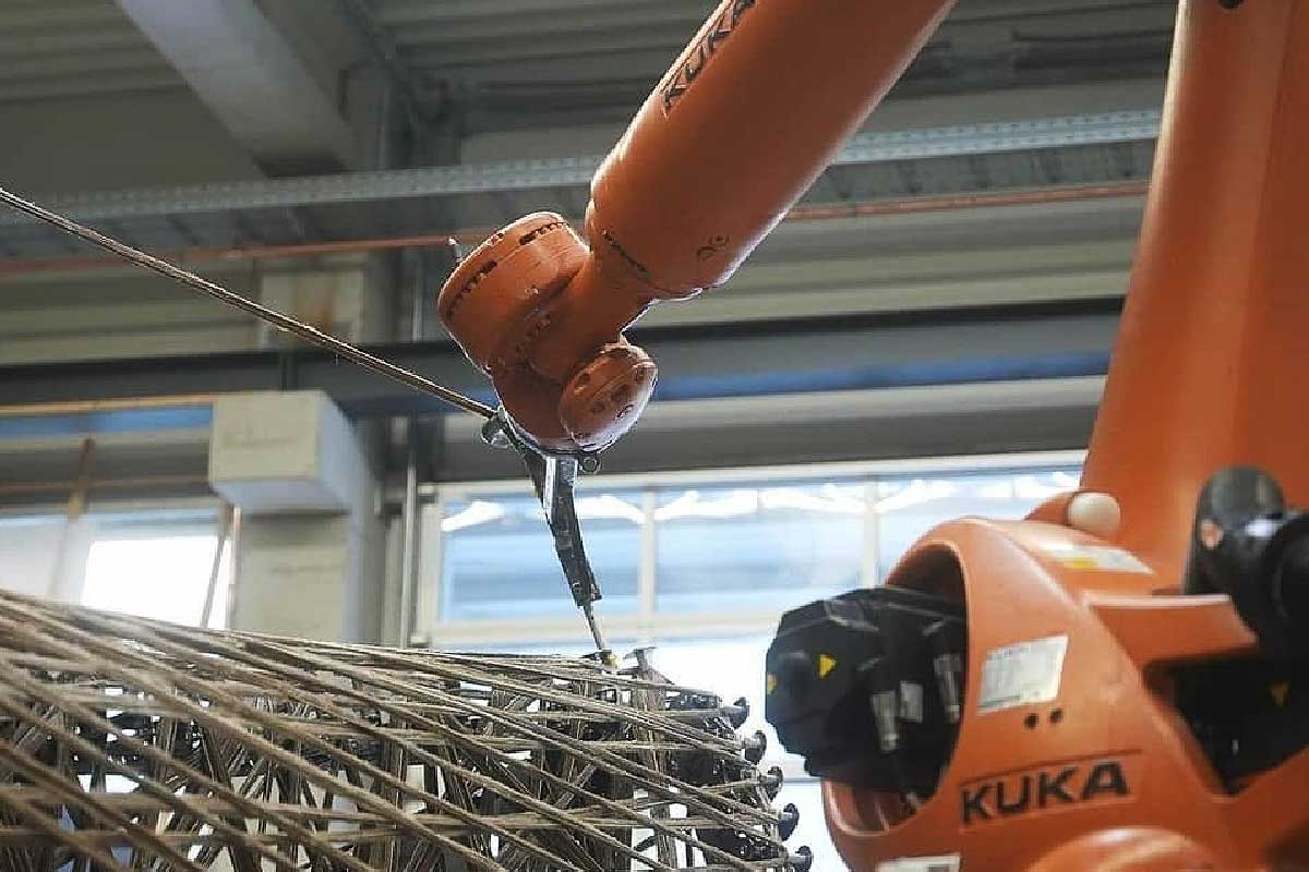 Une structure agrivoltaïque composé de matériaux organiques comme le lin, le carbone et la fibre de bois.