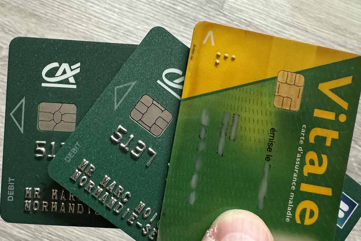 La puce électronique de nos cartes bancaires, carte vitale, carte SIM… fête ses 50 ans.