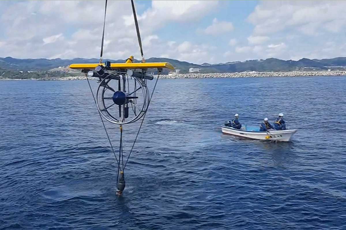 Une hydrolienne compatible avec les courants de marée, les rivières, les canaux d'irrigation et les canaux de fuite.