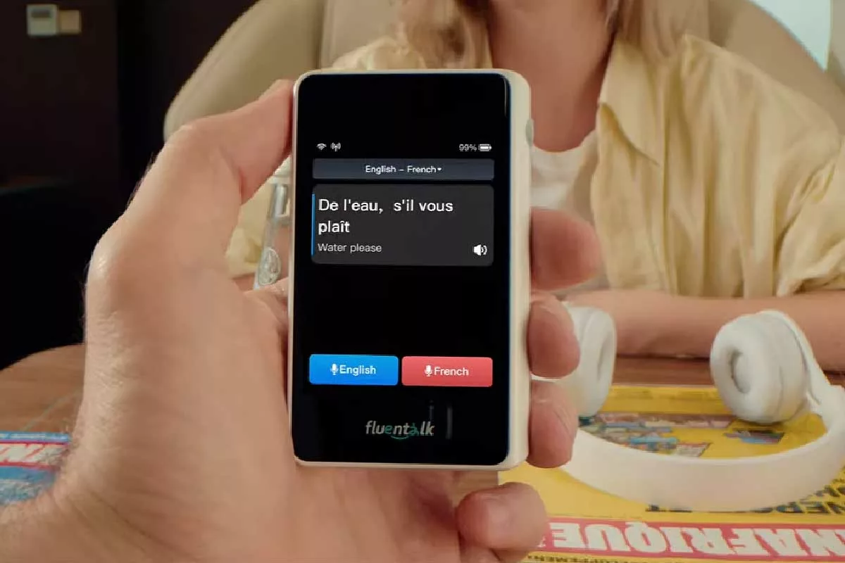 Fluentalk T1 Mini, un traducteur de voyage portable.