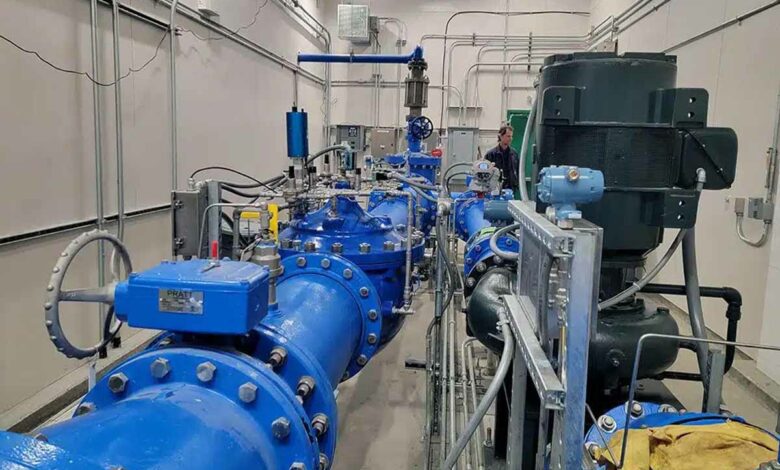 Système de production d'électricité grâce au surplus de pression du réseau d'eau à Anchorage.