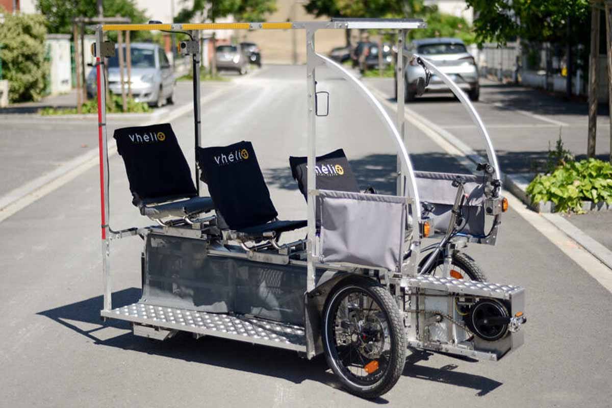 Vhélio propose son vélo cargo solaire en deux versions, le Vhélioriginal (à l'achat) et le Vhéliotech (à construire soi-même).