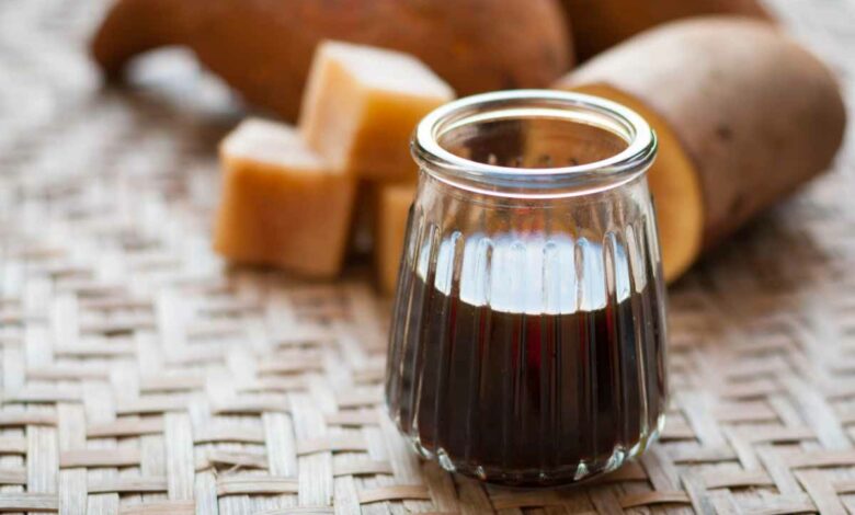 Le sirop de yacon est une alternative au sucre fabriqué à partir de la « poire de terre ».
