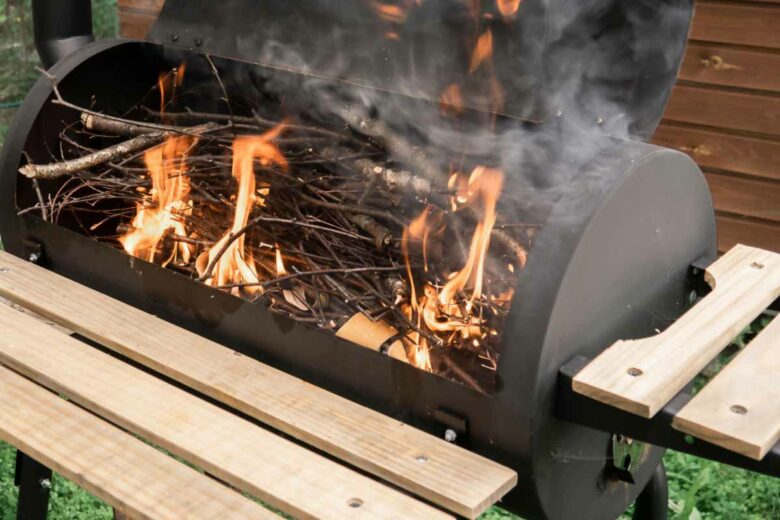 L'allumage du barbecue est une étape parfois compliquée.