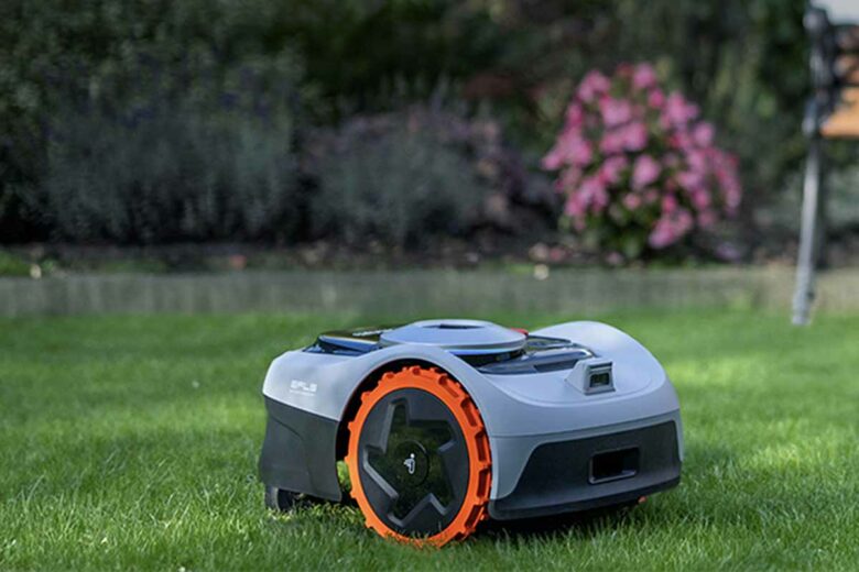 Il existe des tondeuses robot qui utilisent l'IA pour cartographier au mieux votre jardin.