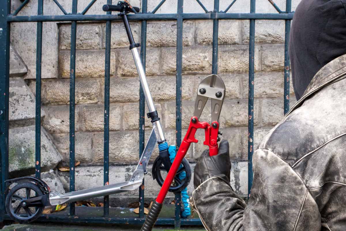 Les vols de trottinette électrique augmentent, comment décourager les voleurs ?