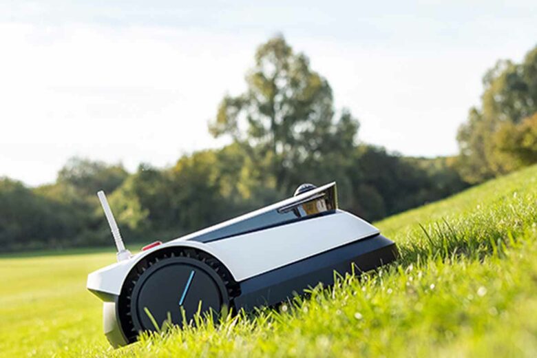 Le robot tondeuse Ecovacs G1 est prévu pour des jardins allant jusqu'à 1600 m². 