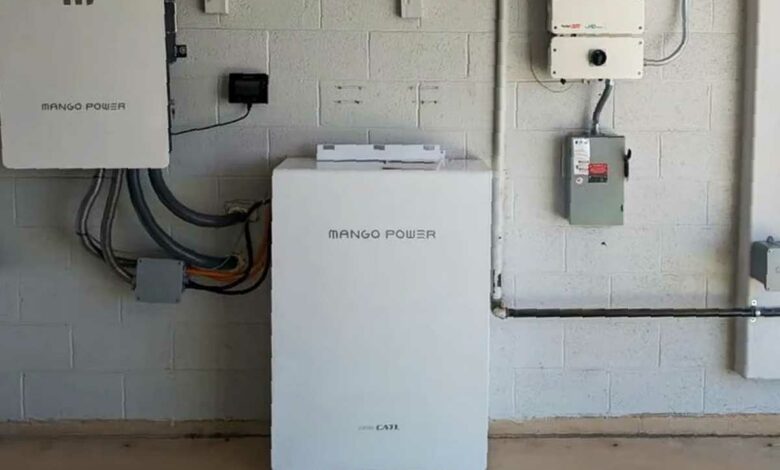 Une installation de batterie et onduleur Mango Power M chez un particulier.