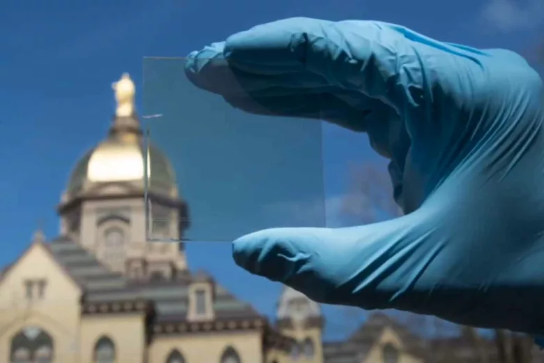 L'invention d'un revêtement pour bloquer la chaleur des rayons solaire.