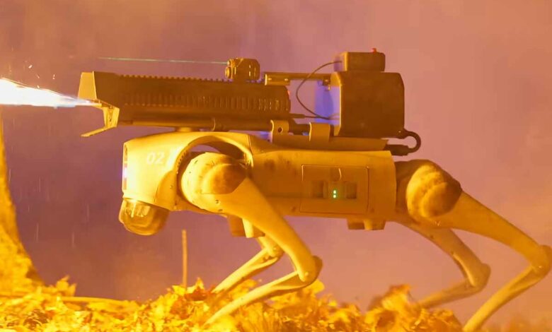 Ce robot lance-flammes inquiète de nombreuses personnes quant à son utilisation.