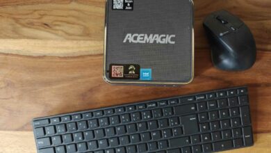 Le mini PC appairé sans dongle à un clavier et une souris Bluetooth.