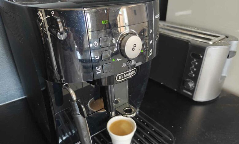 Cette machine à café est en promotion sur le site Fnac.