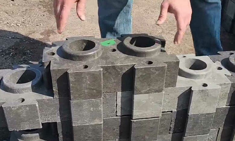 Une nouvelle brique de construction fabriquée avec des matériaux recyclés.